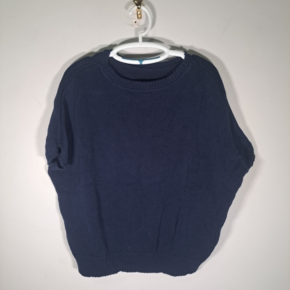 Maternity LOT Size Medium-Large - Picture 5 of 12